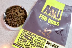 中・大型犬にオススメ!動物性タンパク質80%!イギリス製ドッグフード「AATU(アートゥー)」