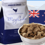 フリーズドライで栄養満点「モグキューブ」は運動量の多いワンちゃんにおすすめです